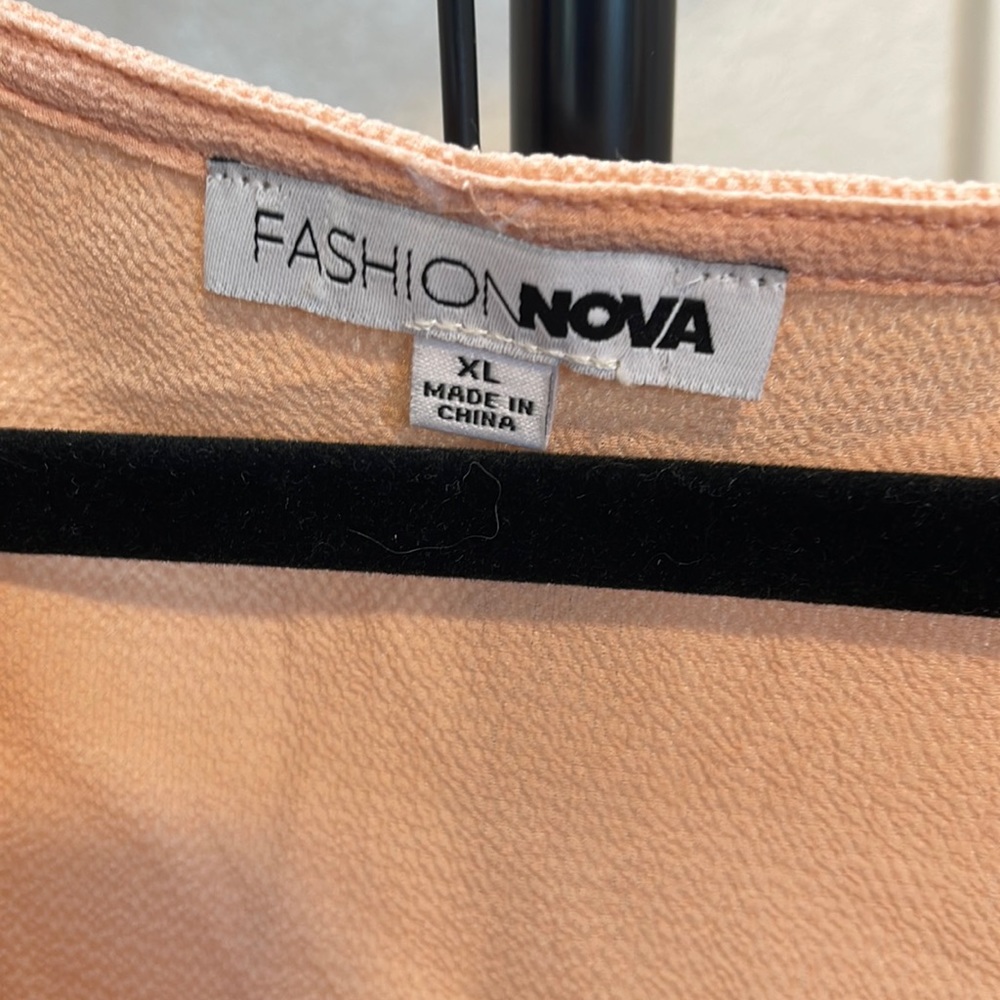 Blouse - Picture 2 of 4